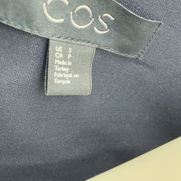 COS Buttoned Shoulder Office Minimalist Dark‎ Blue Long Sleeves Top Blouse sz S - Picture 6 of 7